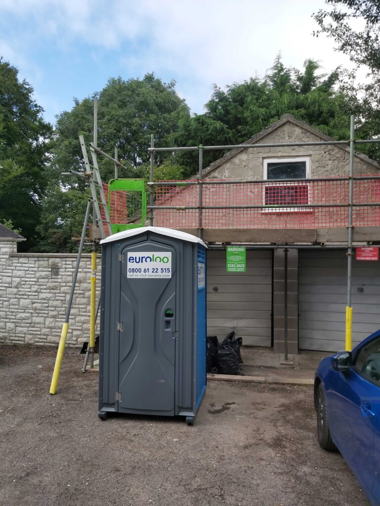 euroloo with scaffolding
