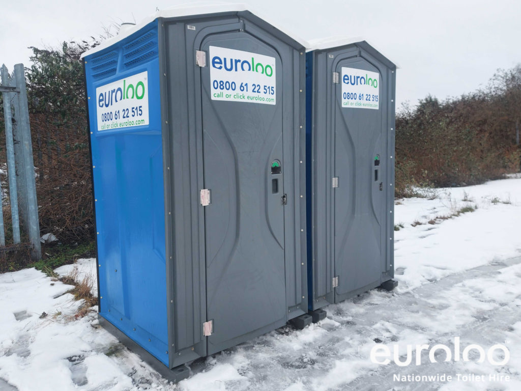 Portable Toilets And The Big Freeze! - Sustainable. Toilets. Welfare ☀️🌱🚽