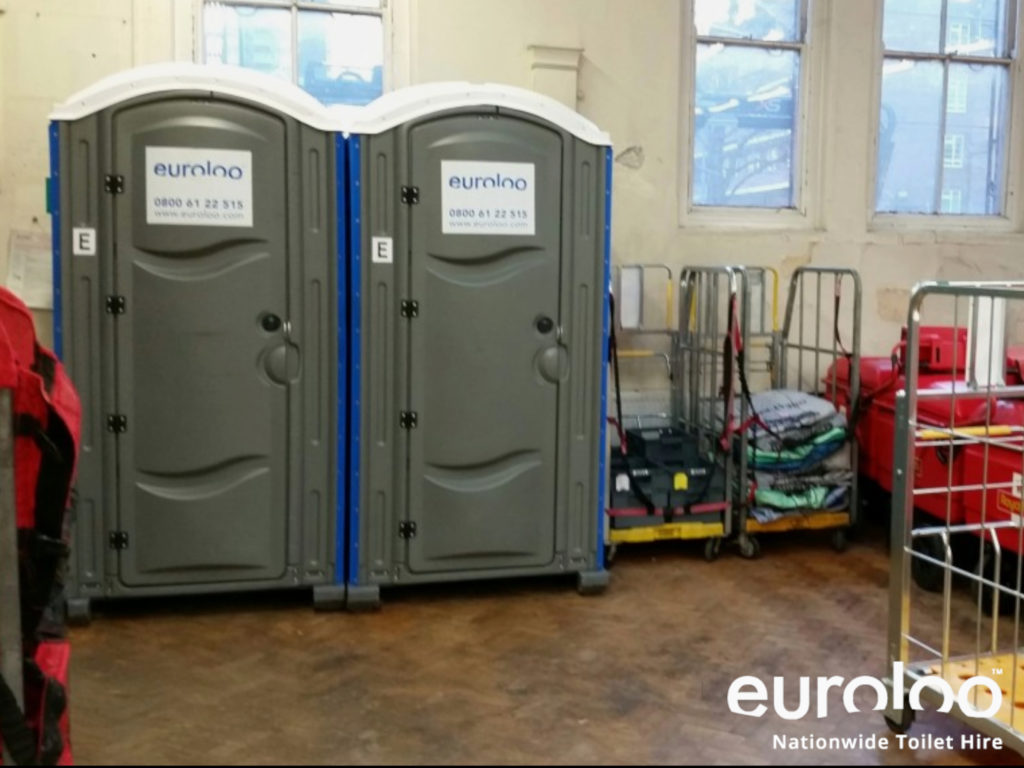 We Can Provide Emergency Toilets Asap Over Christmas - Sustainable. Toilets. Welfare ☀️🌱🚽
