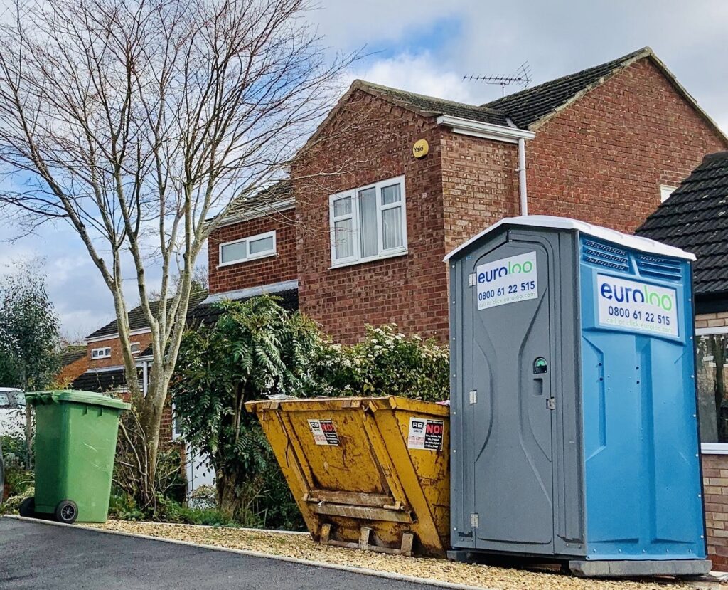 Portable Toilet Hire For Construction Sites