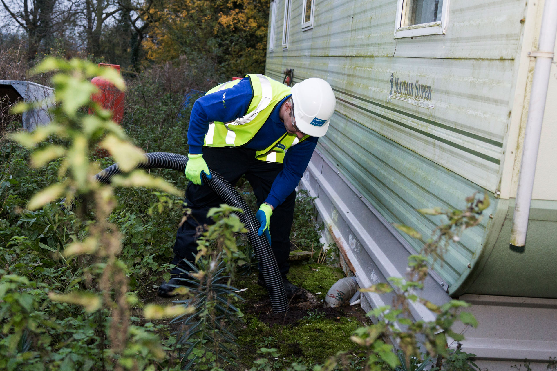 septic tanks emptying septic tanks emptying
